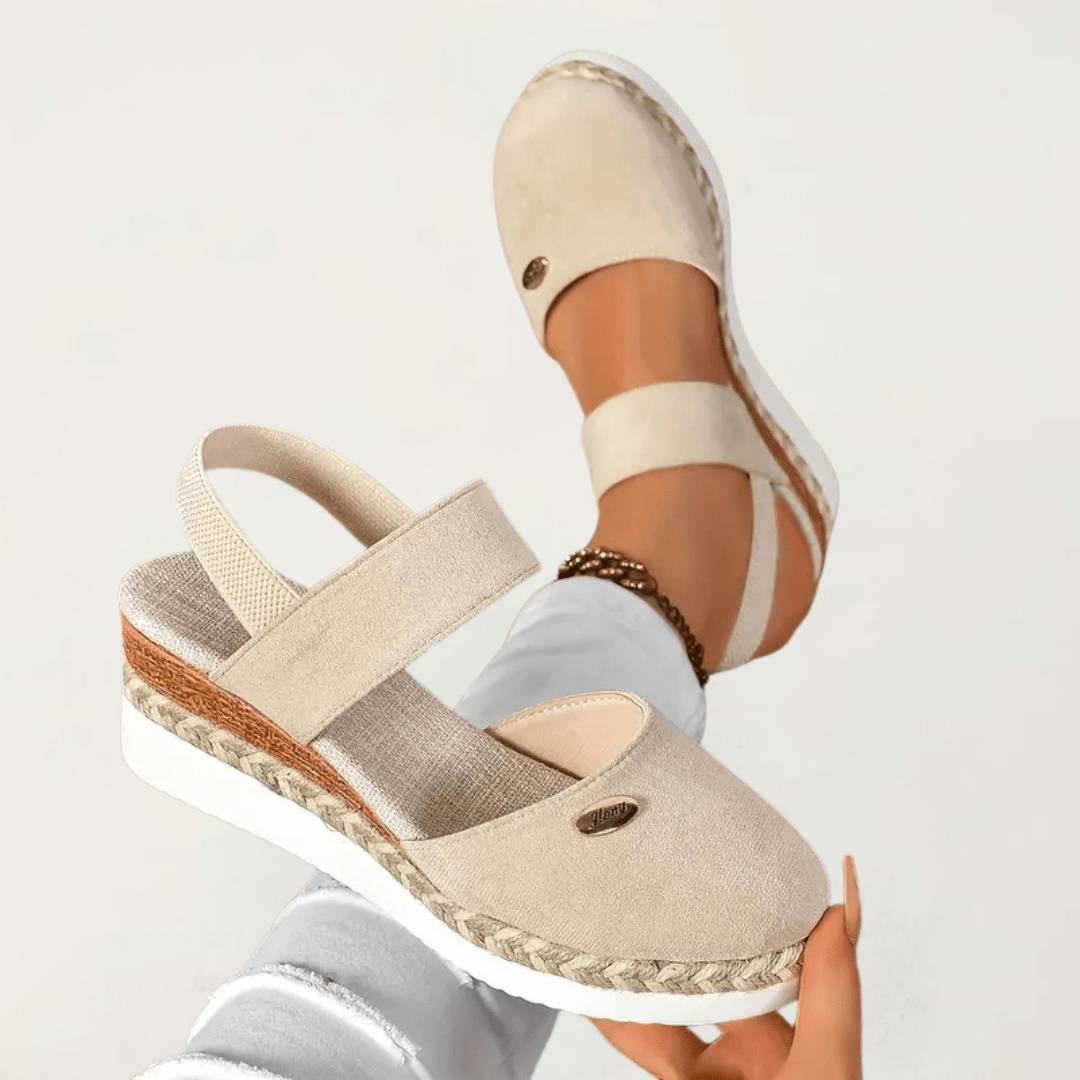 Amalie – Supportive Sandals – Beige / 36