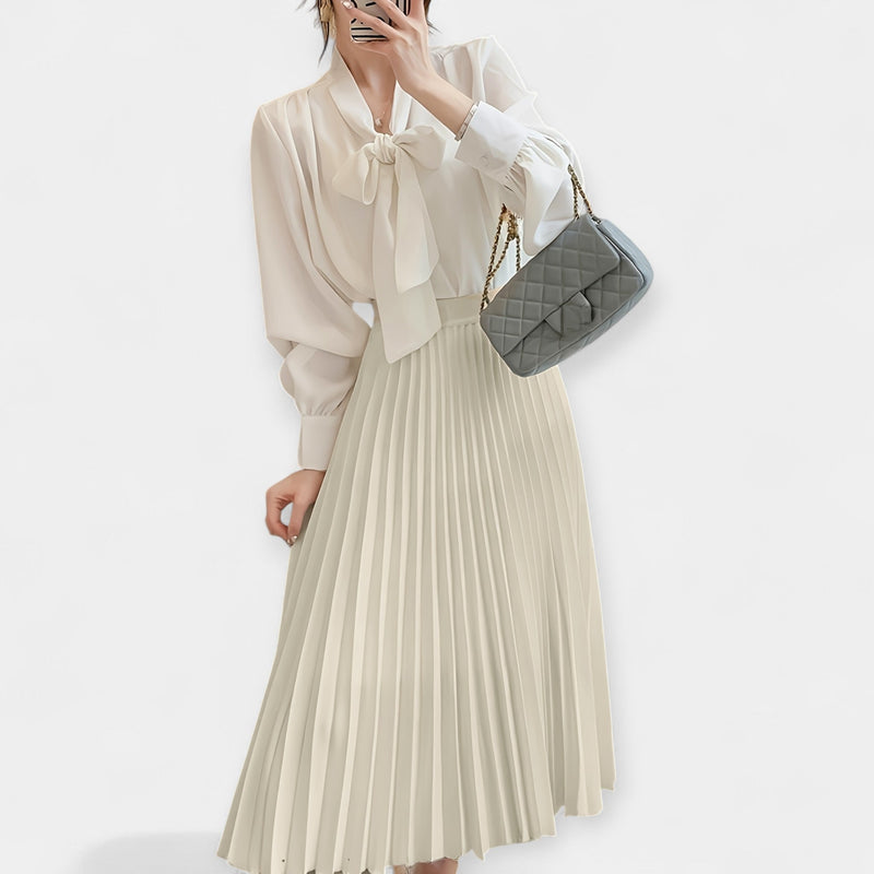 Bodil – Pleated Skirt – White / S