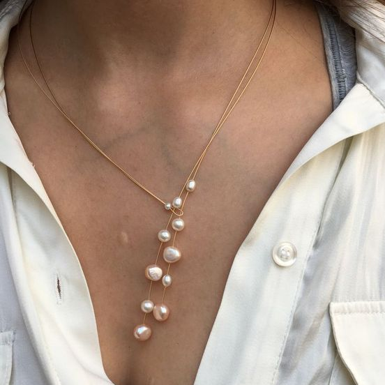 Elegant Necklace with Hanging Pearls