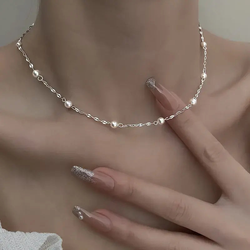 Elegant pearl necklace