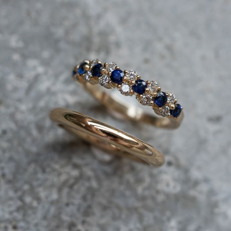 Elegant set of rings with vintage blue zircon – 16