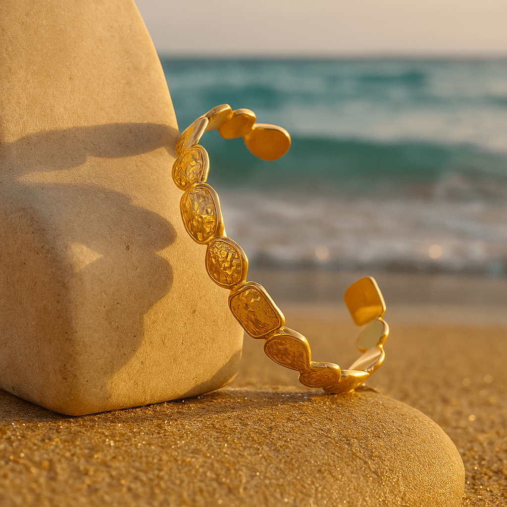 Frida – Gold Bracelet – One Size