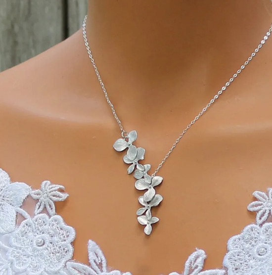 Necklace and Earrings Pétalas de Prata – Necklace