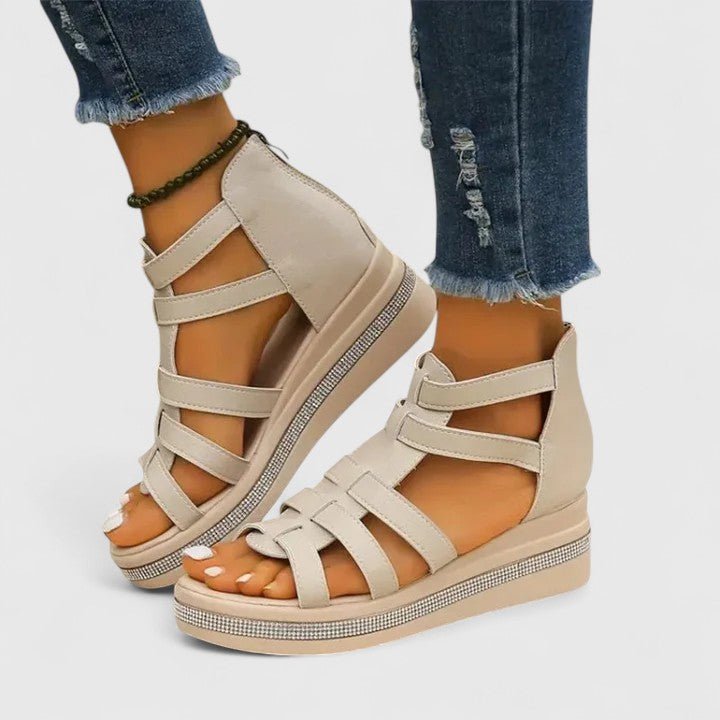 Johanne – Supportive Sandals – White / 36