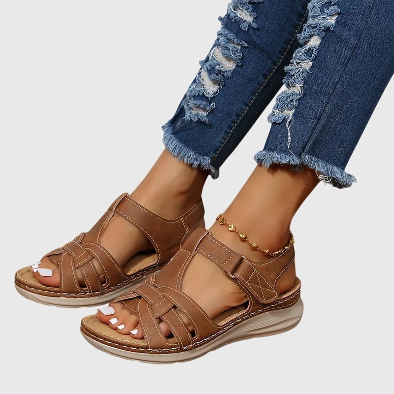 Karen – Supportive Sandals – Dark Brown / 35