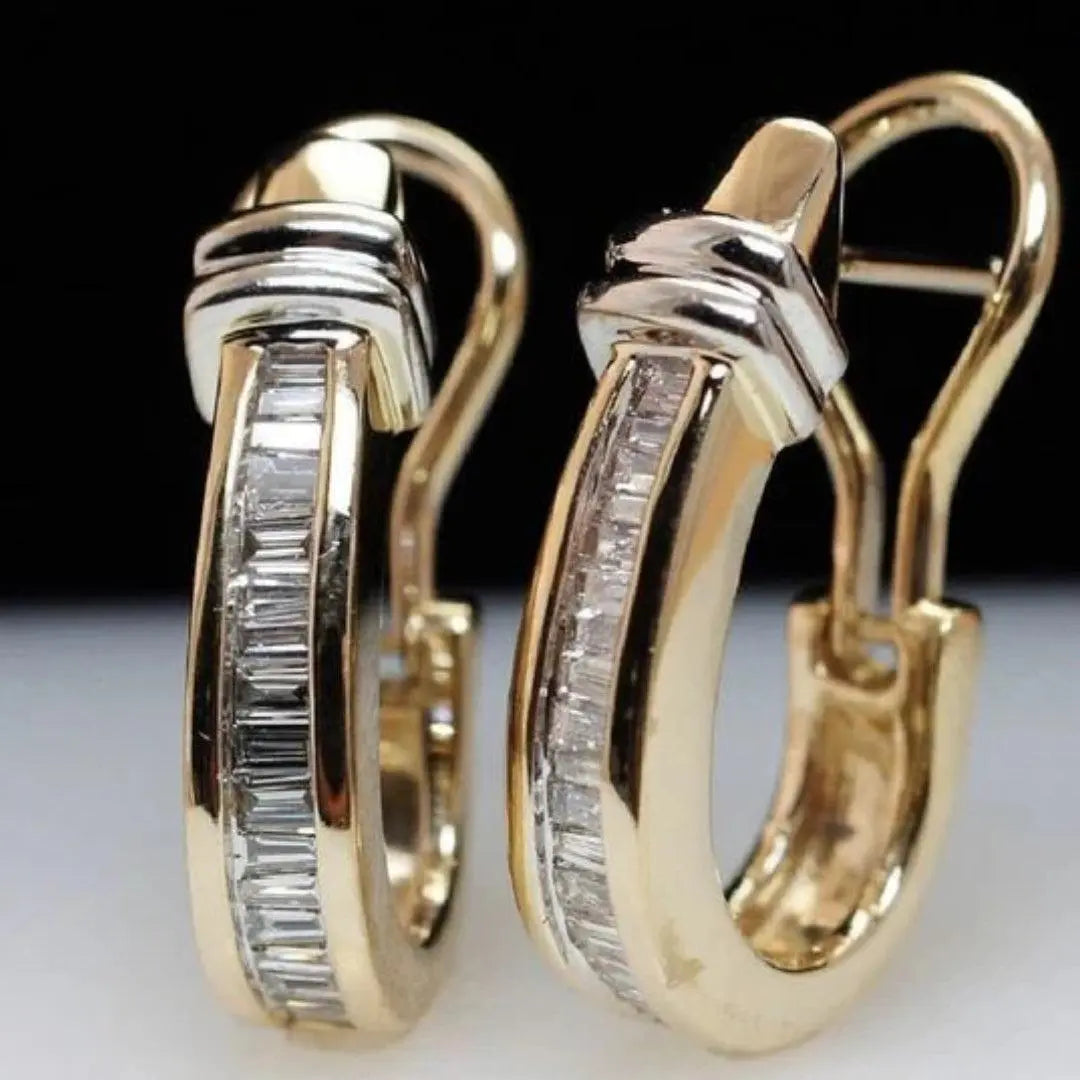 Vintage Earrings in Gold and Diamonds