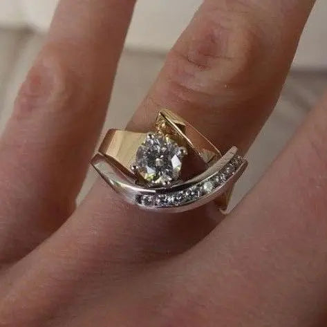 Vintage irregular ring in gold and silver with zircon – 15