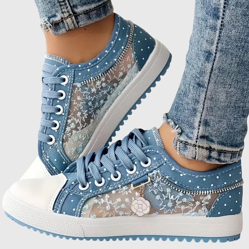 Cecilie – Running Shoes – Light Blue / 35