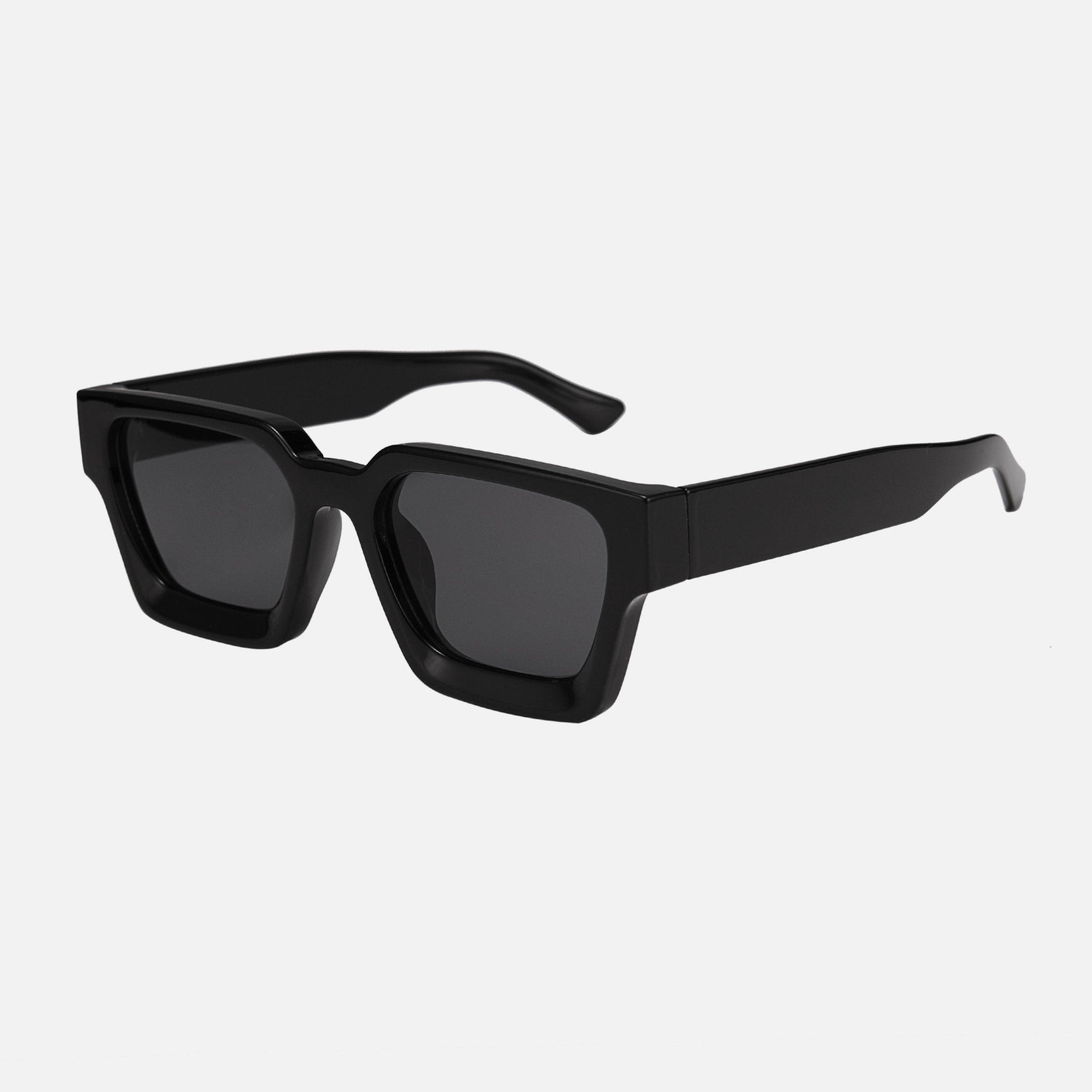 Emma – Vaasa glasses – Mustat linssit / Musta khes