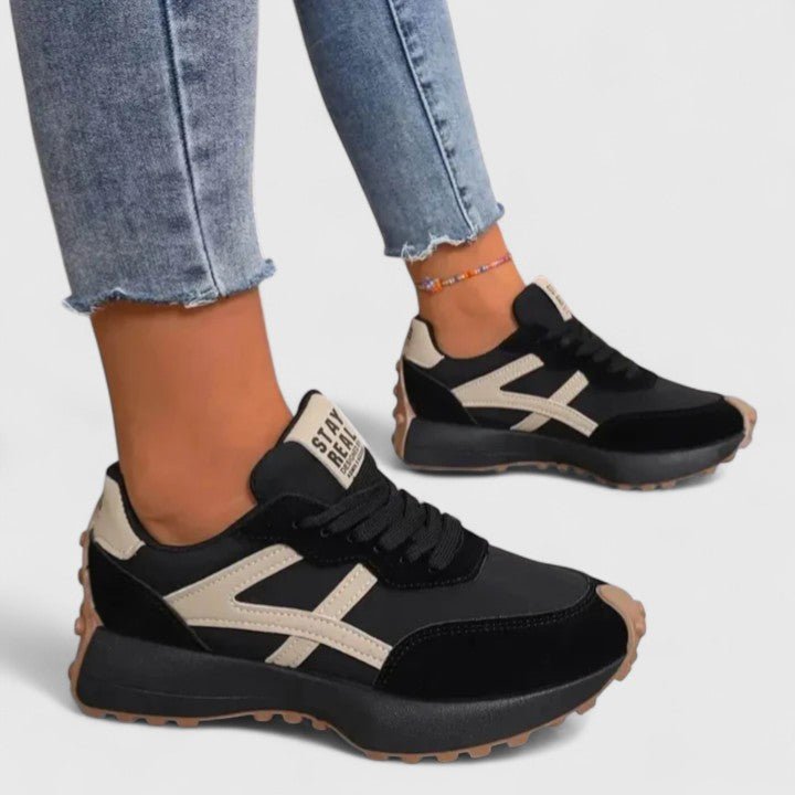 Henriette – Supportive Shoes – Black / 35