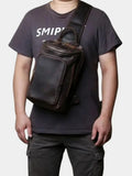 Jakob – Modern box-shaped bag – Black