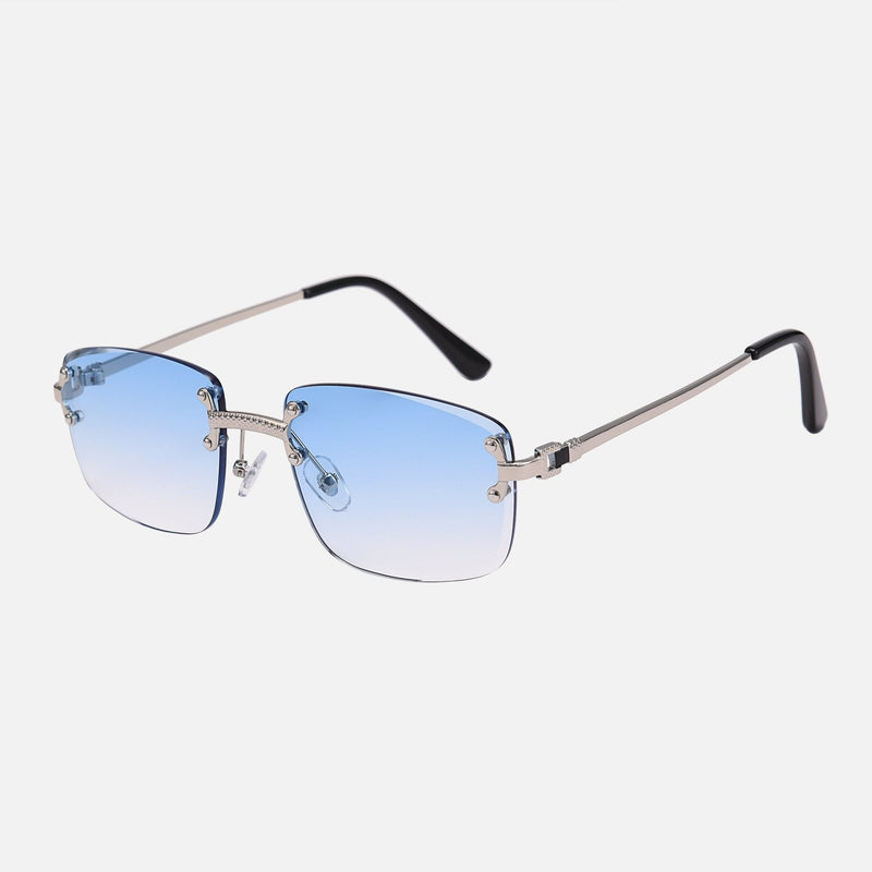 Josefine – Kittilä glasses – Blue lenses / Silver frame