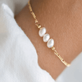Luna – Pearl bracelet – image 2