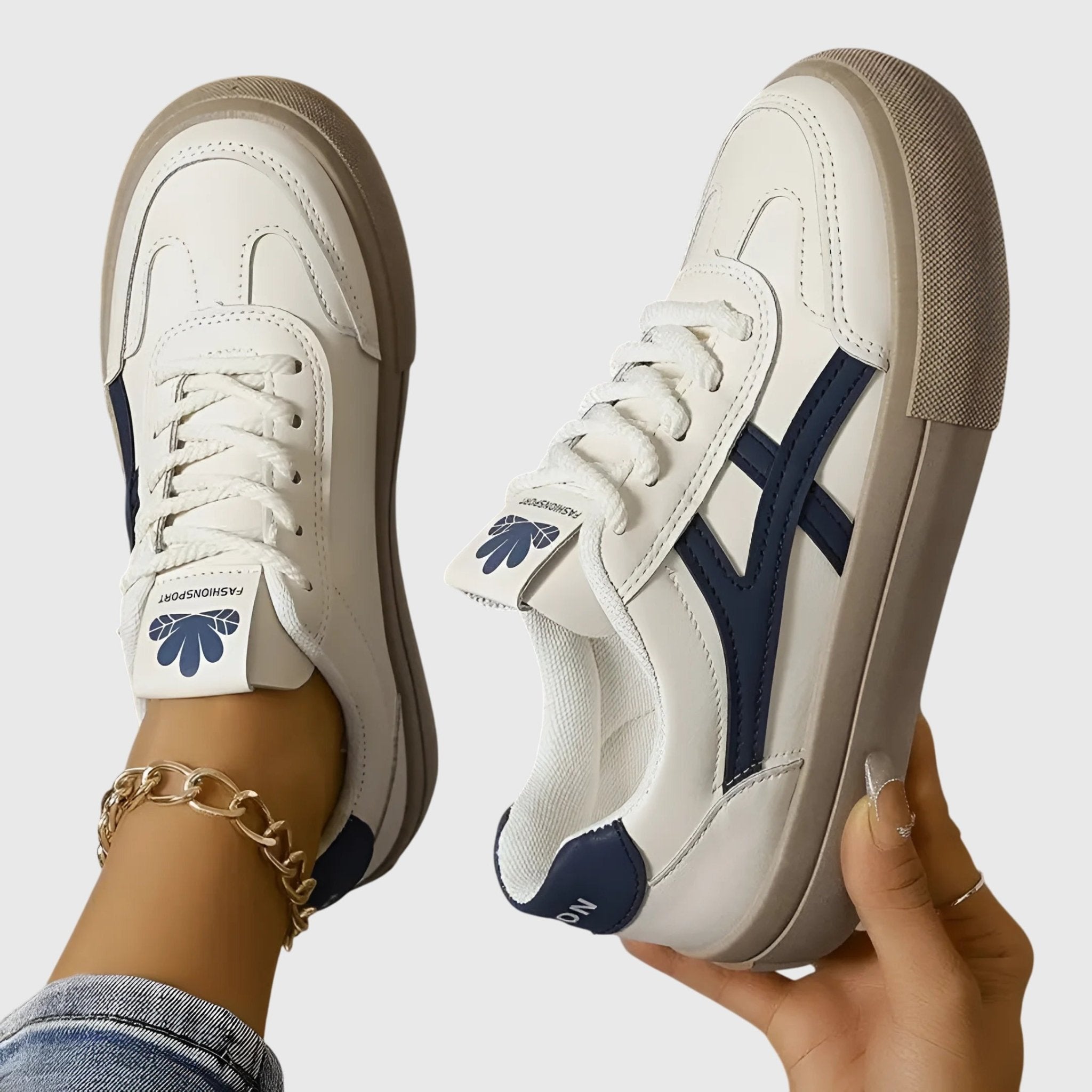 Olivia – Supportive Trainers – Blue / 35