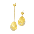 Pernille – Gold drop earrings – image 3