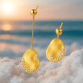 Pernille – Gold drop earrings – Gold