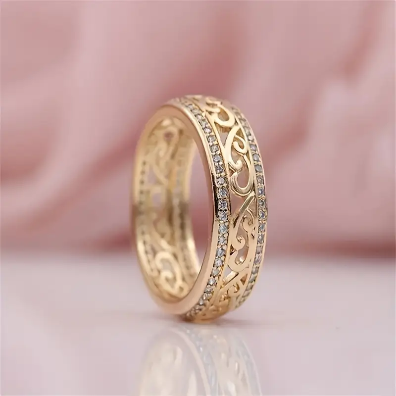 Shiny and Hollow Gold Ring – 15