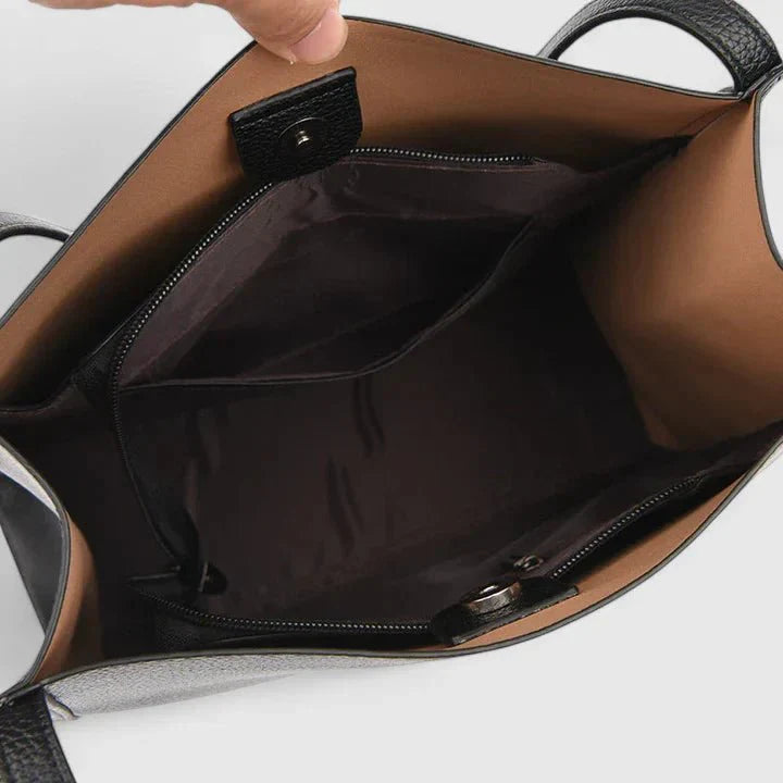 Thilde – Elegant Shoulder Bag – Brown