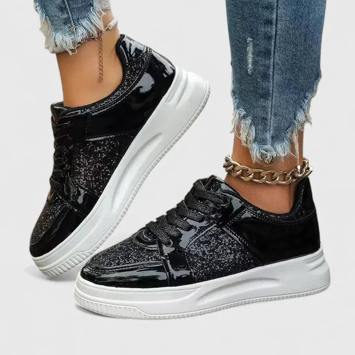 Thilde – Supportive Shoes – Silver / 36