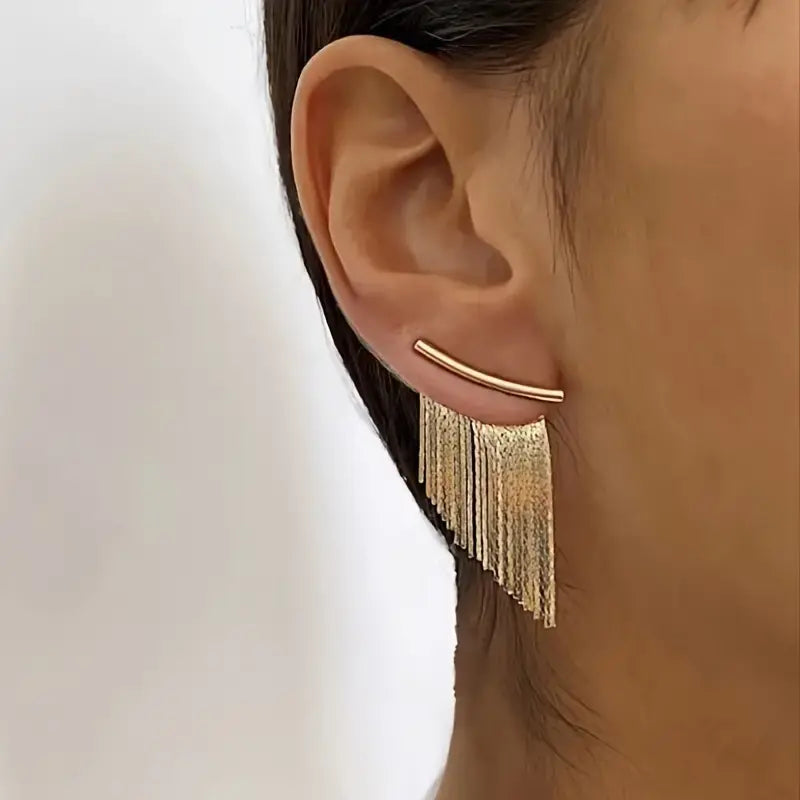 Vintage Earrings in Gold