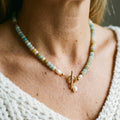 Vintage gold necklace with stones – image 2