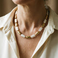 Vintage necklace with rectangular gold and white pearls – image 2